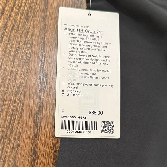 NWT women’s Align 21” legging - Picture 2 of 4